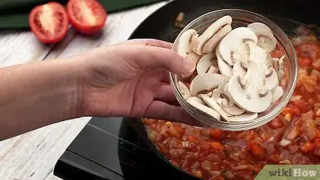 Imagen titulada Make Spaghetti Sauce from Fresh Tomatoes Step 11