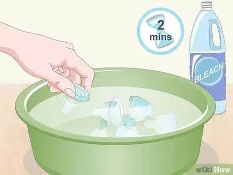 Imagen titulada Clean Bottle Nipples Step 16