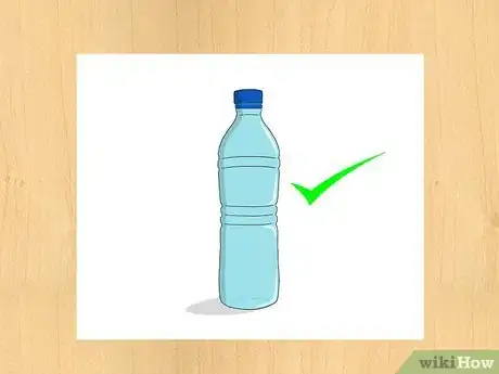 Imagen titulada Draw a Water Bottle Step 11