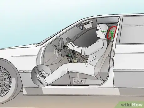 Imagen titulada Adjust Seating to the Proper Position While Driving Step 5