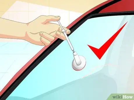 Imagen titulada Repair a Windshield Step 17