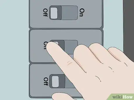 Imagen titulada Change a Circuit Breaker Step 7