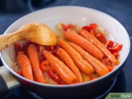 Imagen titulada Cook Baby Carrots Step 9