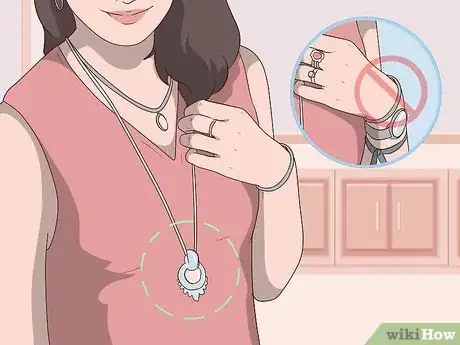 Imagen titulada Accessorize With Jewelry Step 6.jpeg