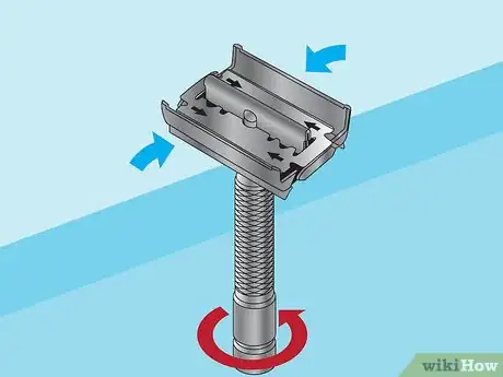 Imagen titulada Remove Blades from a Razor Step 5