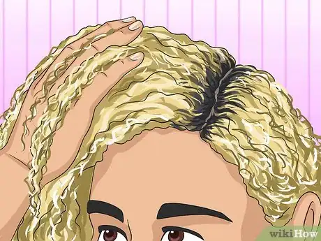 Imagen titulada Bleach African American Hair Step 19