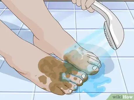 Imagen titulada Remove Stains from Your Feet Step 1