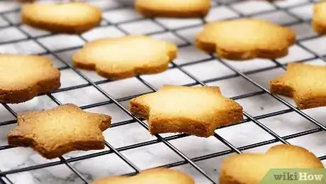 Imagen titulada Make Crispy Cookies Step 29