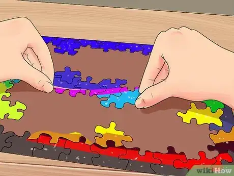 Imagen titulada Assemble Jigsaw Puzzles Step 6