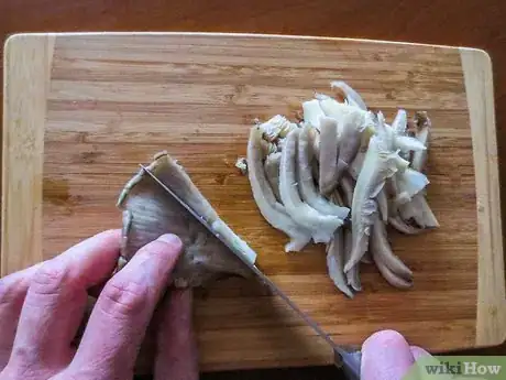 Imagen titulada Prepare Oyster Mushrooms Step 15