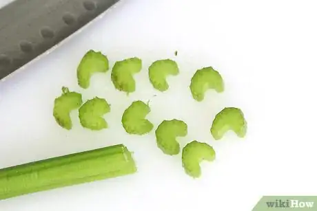 Imagen titulada Cut Celery Step 7
