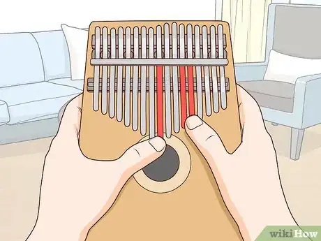 Imagen titulada Play the Kalimba Step 11