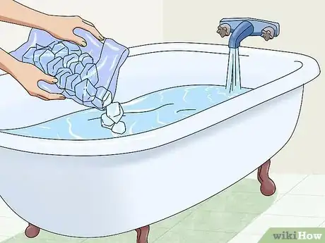 Imagen titulada Take an Ice Bath Step 11