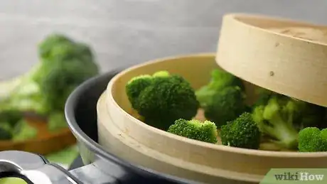 Imagen titulada Blanch Broccoli Step 10