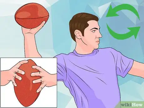 Imagen titulada Throw a Football Step 8