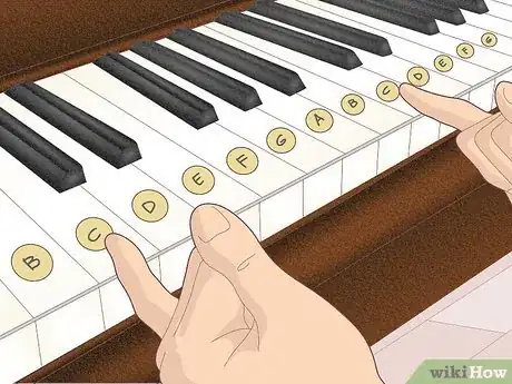 Imagen titulada Play Chopsticks on a Keyboard or Piano Step 14