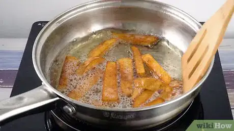 Imagen titulada Cut Potatoes Into Fries Step 4