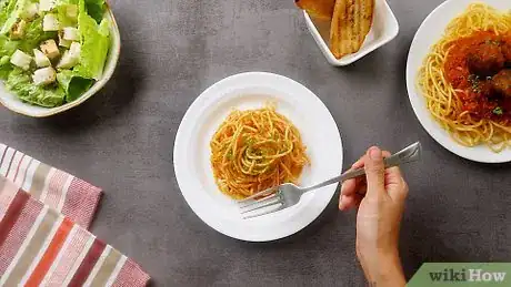 Imagen titulada Eat Spaghetti Step 1