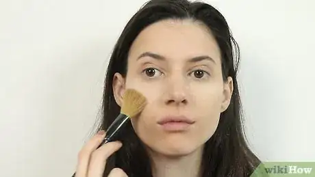 Imagen titulada Bake Your Makeup Step 8