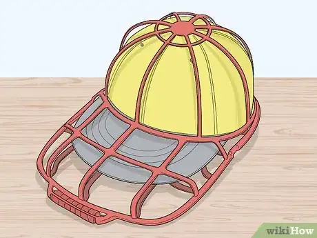 Imagen titulada Clean Baseball Hats with a Dishwasher Step 2