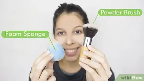 Imagen titulada Apply Foundation and Powder Step 4