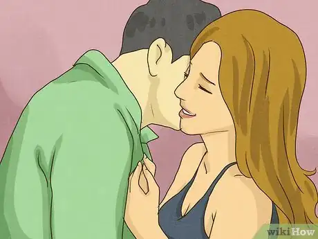 Imagen titulada What Should You Do when a Guy Is Kissing Your Neck Step 9
