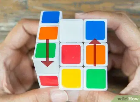 Imagen titulada Make Awesome Rubik's Cube Patterns Step 4