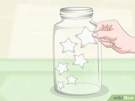 Imagen titulada Paint Glass Jars Step 19