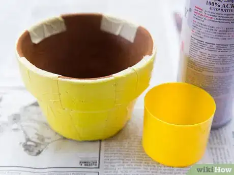 Imagen titulada Paint New Terracotta Pots Step 13