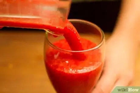 Imagen titulada Make a Virgin Strawberry Daiquiri Step 5