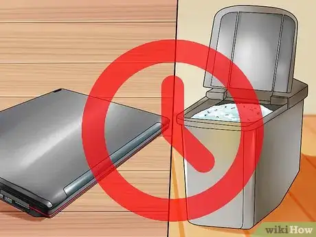 Imagen titulada Save Your Laptop After Water Damage with Rice Step 7