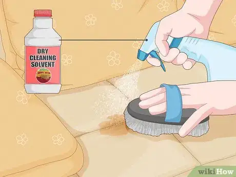 Imagen titulada Remove Odors from a Couch Step 14