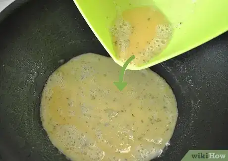 Imagen titulada Make Scrambled Eggs Without Milk Step 6