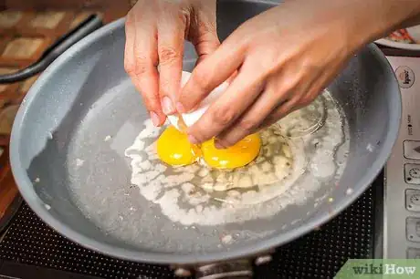 Imagen titulada Cook Shrimp Fried Rice Step 15