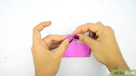 Imagen titulada Fold a Paper Heart Step 17