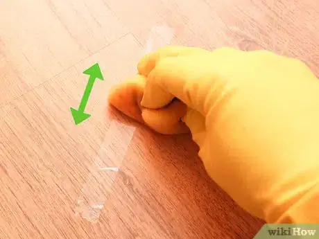 Imagen titulada Remove Adhesive from a Hardwood Floor Step 13