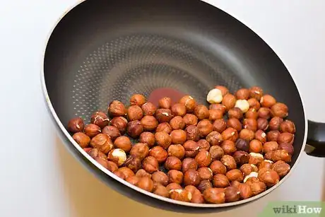 Imagen titulada Roast Hazelnuts Step 13