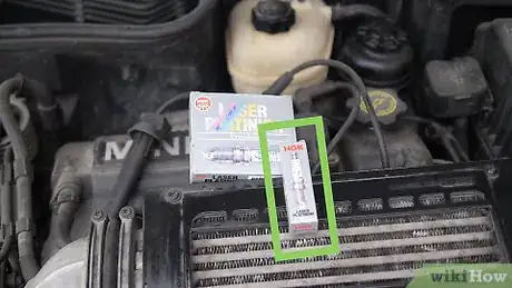 Imagen titulada Change Spark Plugs in a Car Step 6