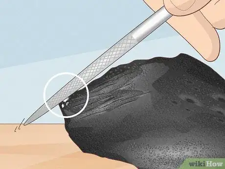 Imagen titulada Tell if the Rock You Found Might Be a Meteorite Step 10