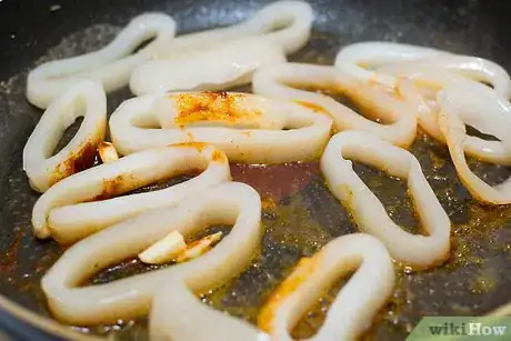 Imagen titulada Cook Calamari Step 17