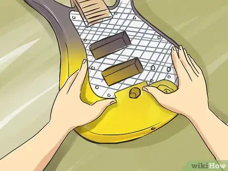 Imagen titulada Customize Your Guitar Step 6