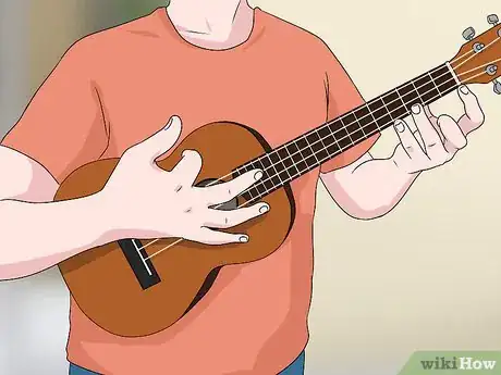 Imagen titulada Hold a Ukulele Step 9