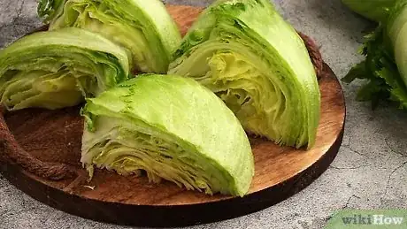 Imagen titulada Cut Iceberg Lettuce Step 5