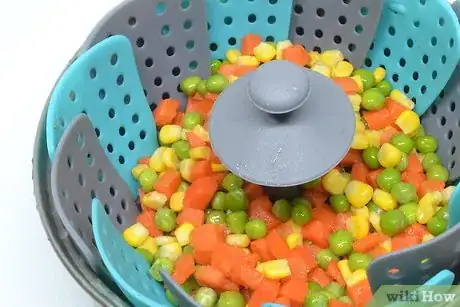 Imagen titulada Steam Frozen Vegetables Step 3