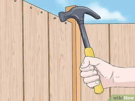 Imagen titulada Remove Mildew and Algae from a Wooden Fence Step 16