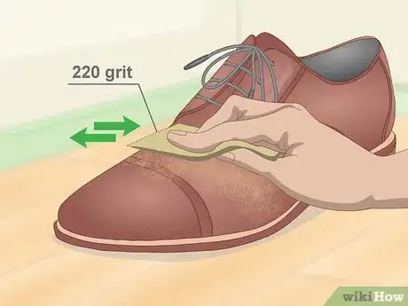 Imagen titulada Fix Cracked Leather Shoes Step 10