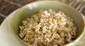 cocinar arroz con lentejas en una olla arrocera