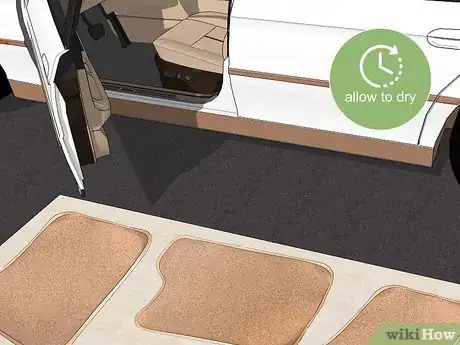 Imagen titulada Shampoo Car Interior Step 13