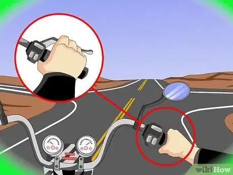 Imagen titulada Turn Right on a Motorcycle Step 5