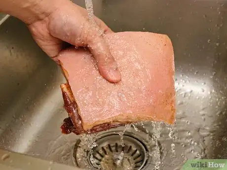 Imagen titulada Make Homemade Bacon Step 6